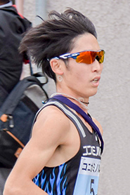 ４区（9.5km）蜂須賀源選手